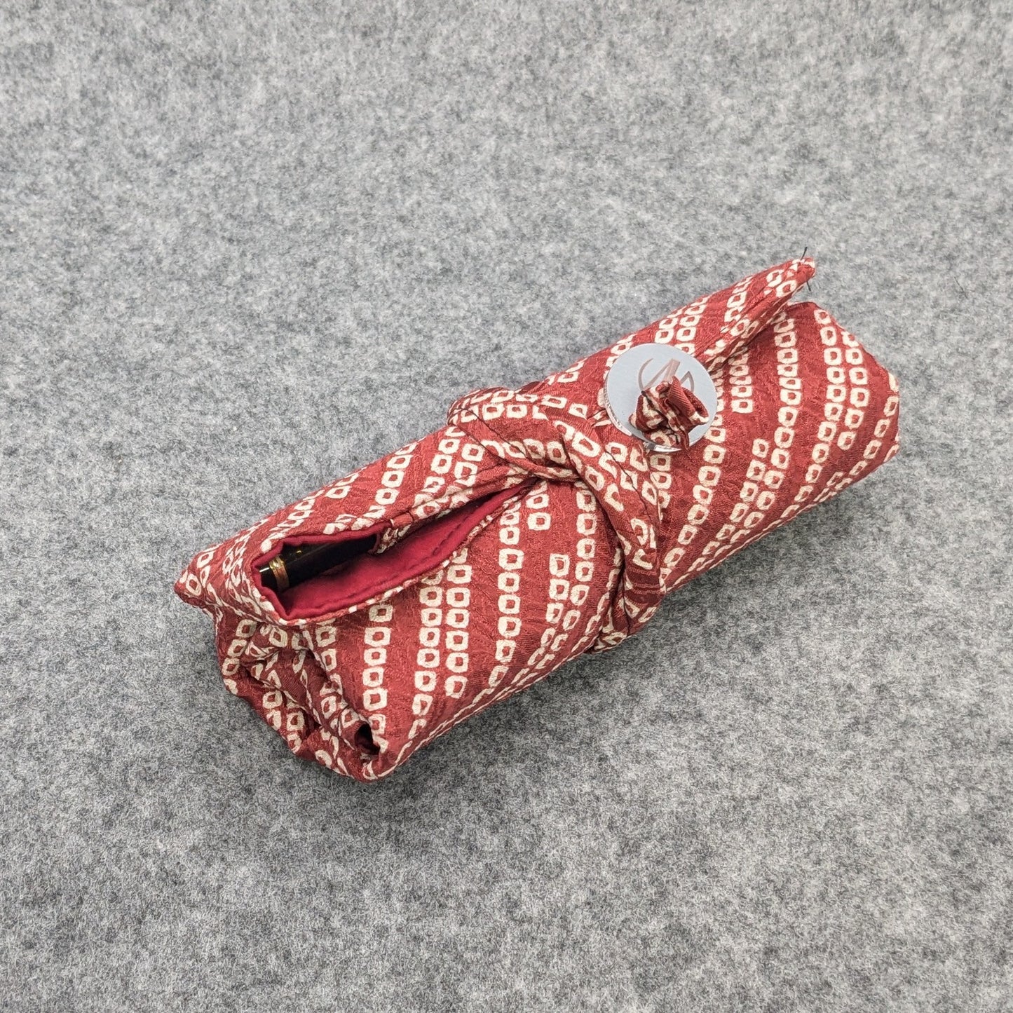 Pen Sleeves - 5 pen - Red and white, textured