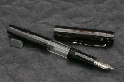 Orville - Medium - SEM Black ebonite - clip - piston - #6 nib