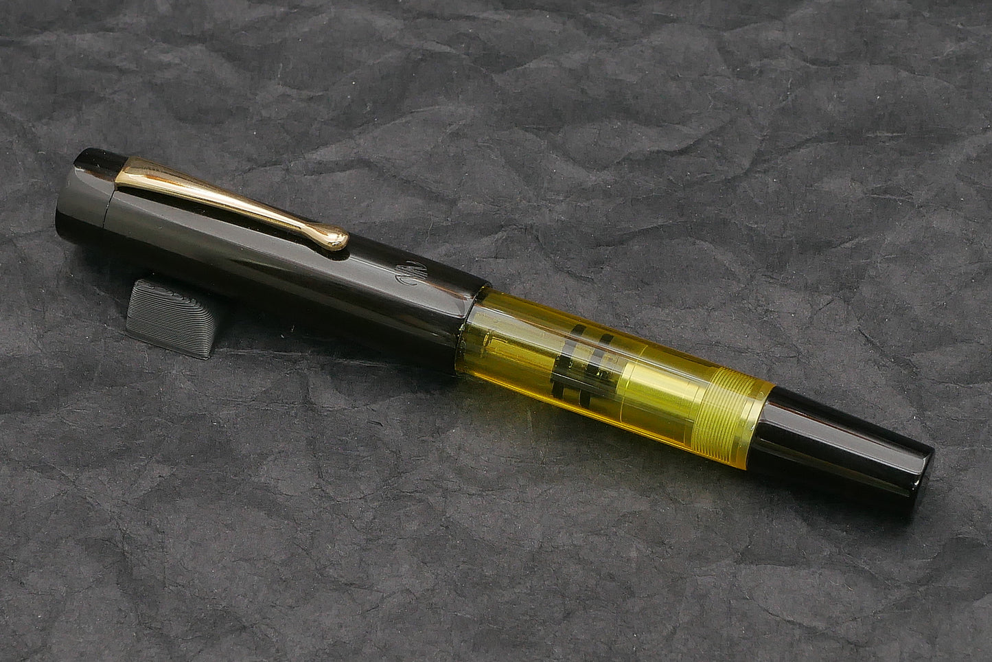 Orville - Medium - SEM Black ebonite - clip - piston - #6 nib