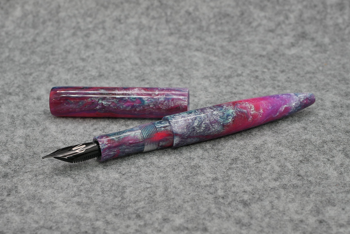 Preston fountain pen  - slim - Starry Night Arkansas Pinkresin - Jowo #6 nib