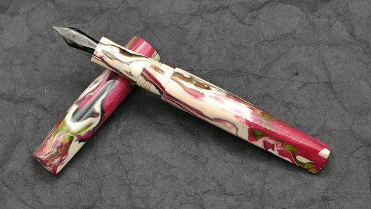 Prospector - Medium - Carolina Pen Co resin, Ivory Roses - #6 nib